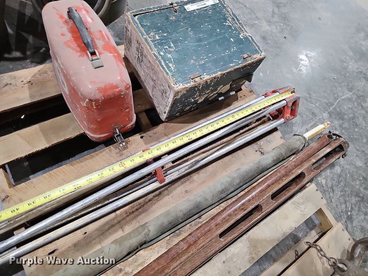 image for item MH9325 Survey equipment