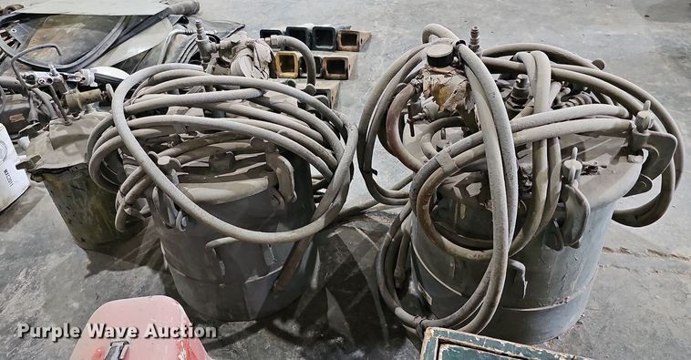 image for item MH9326 (3) air sprayers