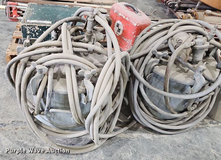 image for item MH9326 (3) air sprayers