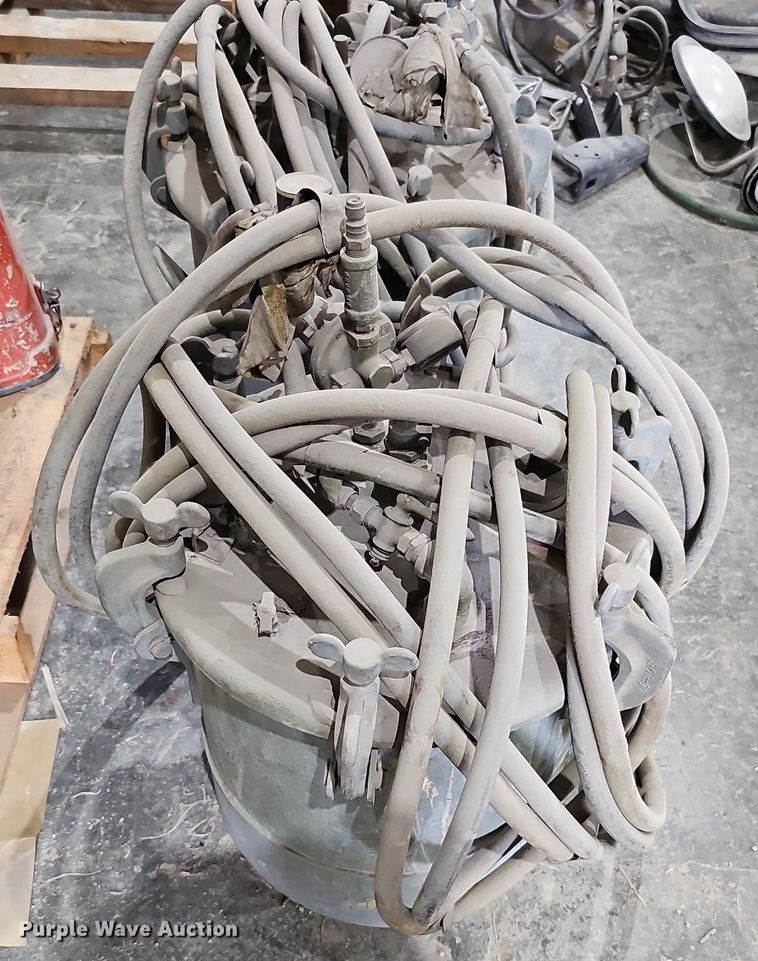 image for item MH9326 (3) air sprayers