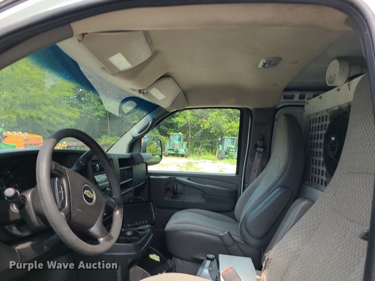 image for item MJ9339 2014 Chevrolet Express 3500  prisoner transport van