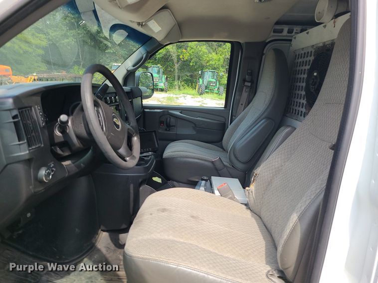 image for item MJ9339 2014 Chevrolet Express 3500  prisoner transport van