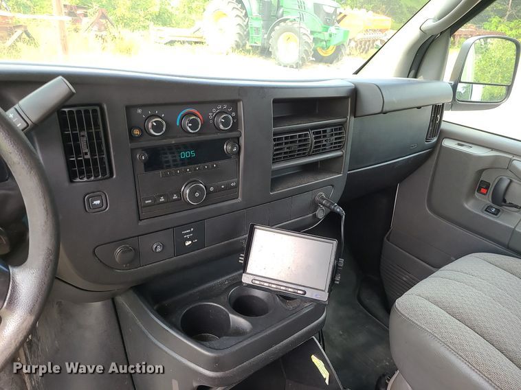 image for item MJ9339 2014 Chevrolet Express 3500  prisoner transport van