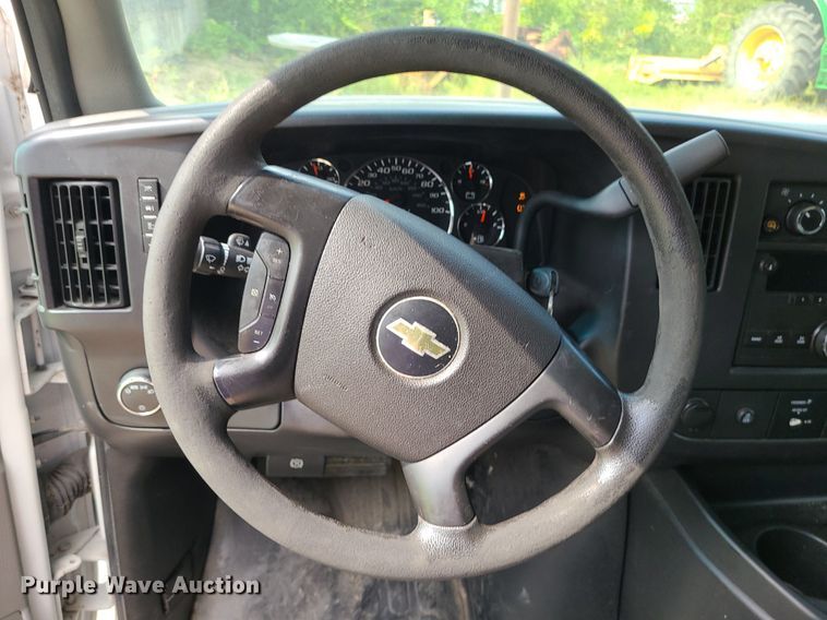 image for item MJ9339 2014 Chevrolet Express 3500  prisoner transport van