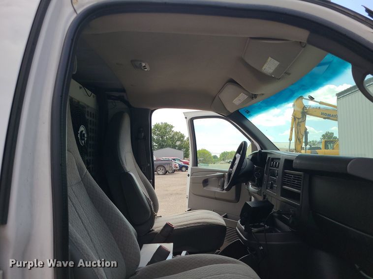 image for item MJ9339 2014 Chevrolet Express 3500  prisoner transport van