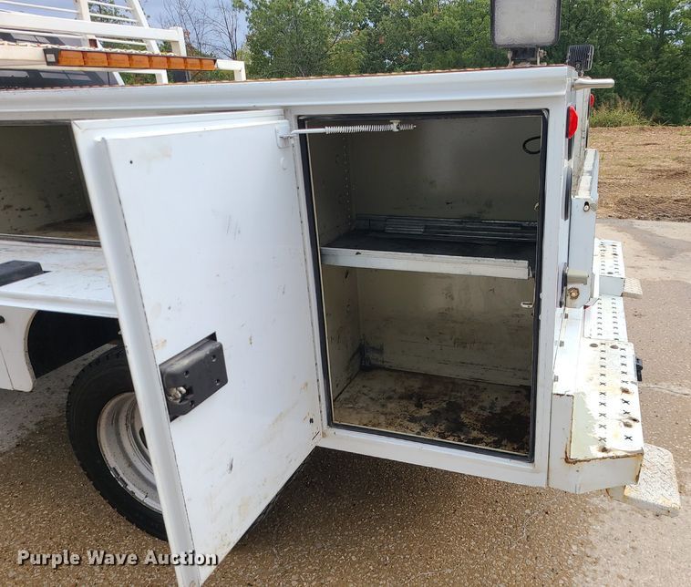 image for item MJ9376 2016 Dodge Ram 4500  Crew Cab utility / service truck