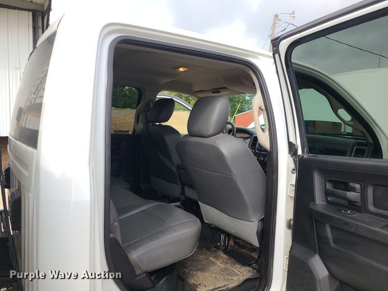 image for item MJ9376 2016 Dodge Ram 4500  Crew Cab utility / service truck