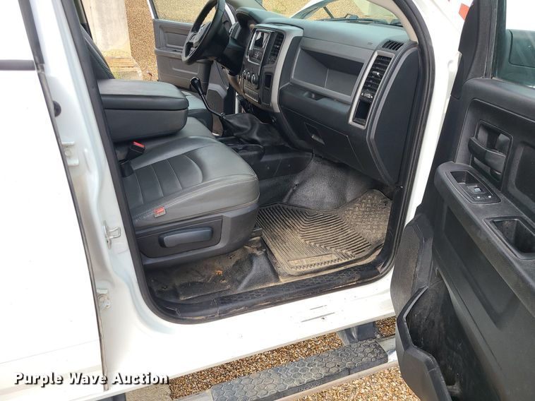 image for item MJ9376 2016 Dodge Ram 4500  Crew Cab utility / service truck