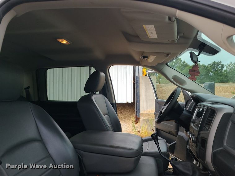 image for item MJ9376 2016 Dodge Ram 4500  Crew Cab utility / service truck