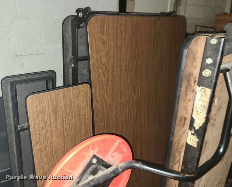 image for item MJ9392 Tables