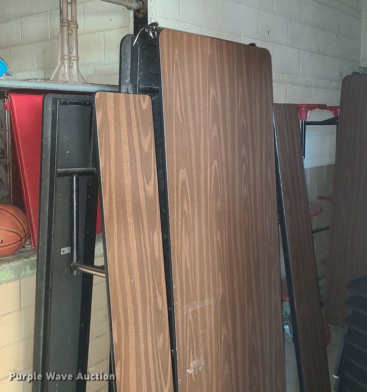 image for item MJ9392 Tables