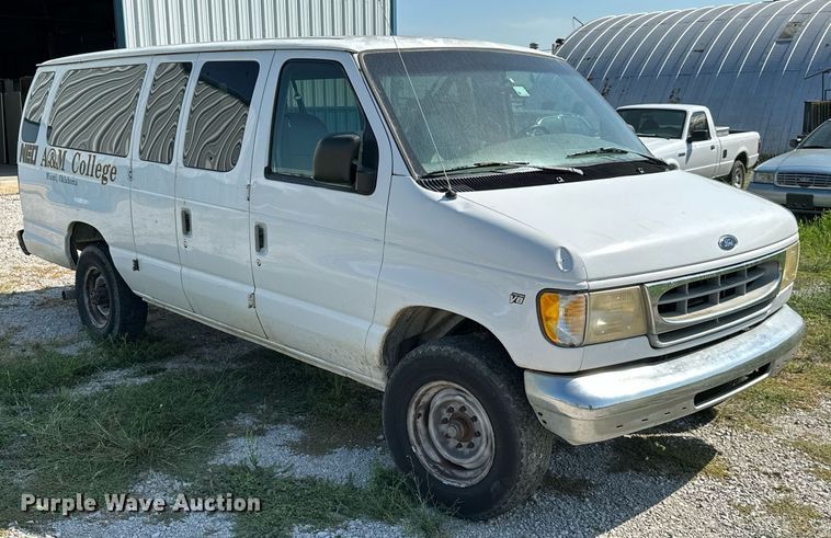 image for item ML9254 1998 Ford Club Wagon  van