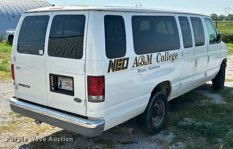 image for item ML9254 1998 Ford Club Wagon  van