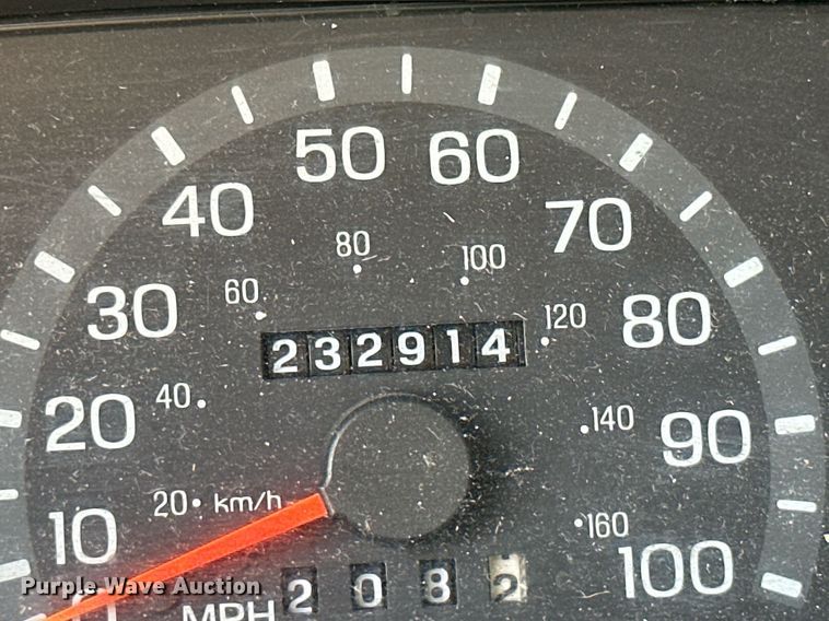 image for item ML9254 1998 Ford Club Wagon  van