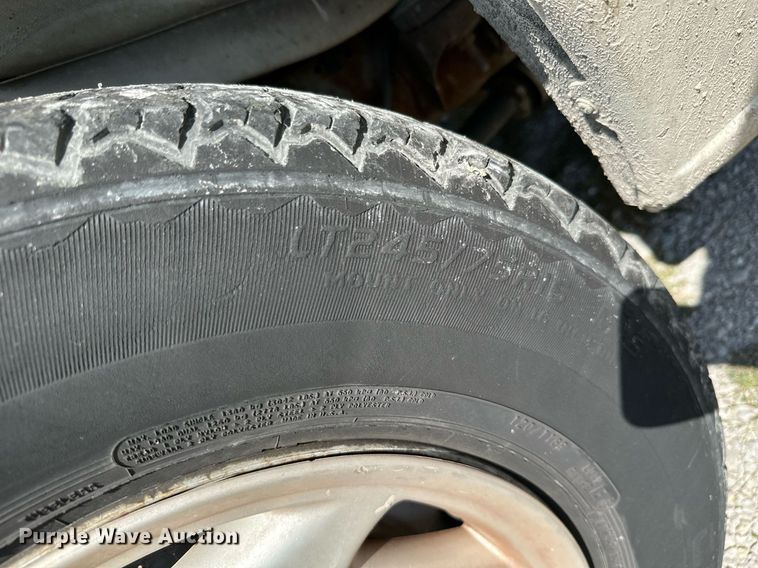 image for item ML9254 1998 Ford Club Wagon  van