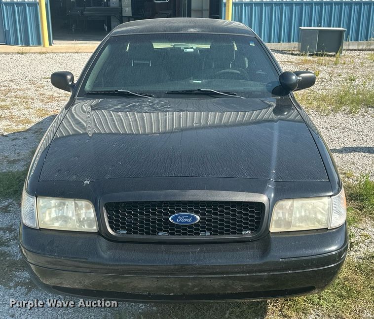 image for item ML9255 2008 Ford Crown Victoria Police Interceptor