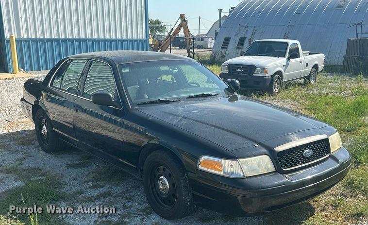 image for item ML9255 2008 Ford Crown Victoria Police Interceptor