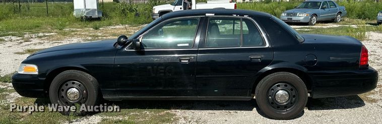 image for item ML9255 2008 Ford Crown Victoria Police Interceptor