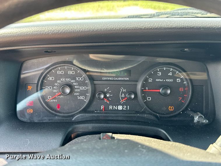 image for item ML9255 2008 Ford Crown Victoria Police Interceptor