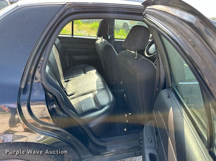 image for item ML9255 2008 Ford Crown Victoria Police Interceptor