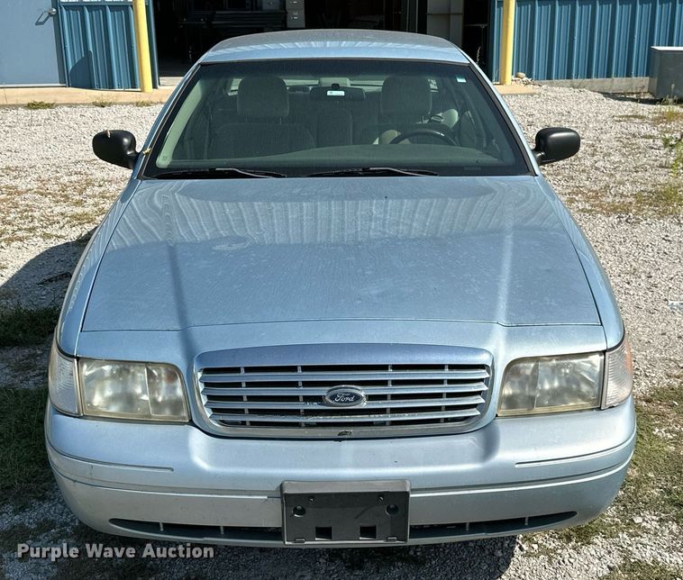 image for item ML9256 2009 Ford Crown Victoria LX