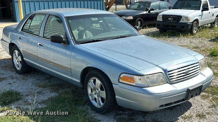 image for item ML9256 2009 Ford Crown Victoria LX