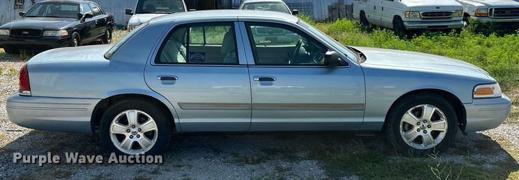 image for item ML9256 2009 Ford Crown Victoria LX