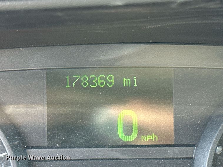 image for item ML9256 2009 Ford Crown Victoria LX