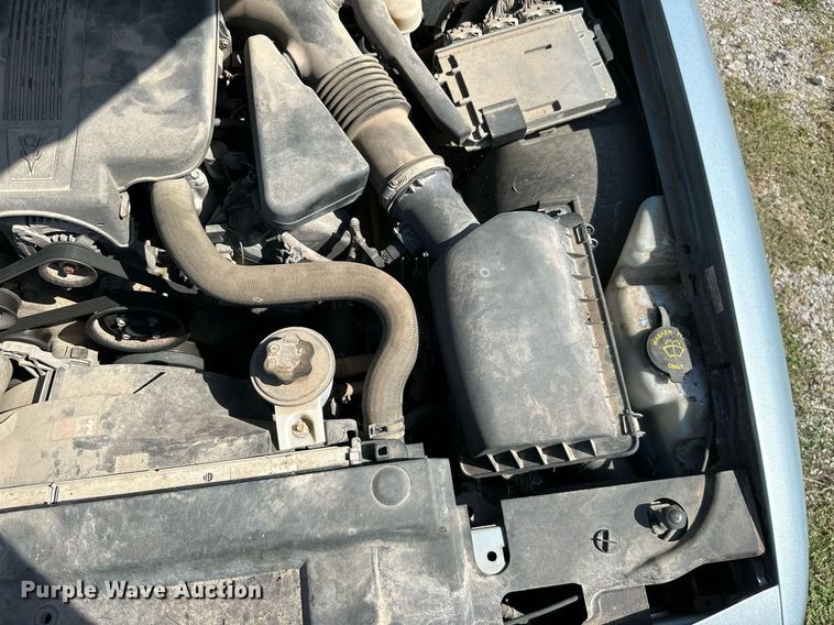 image for item ML9256 2009 Ford Crown Victoria LX