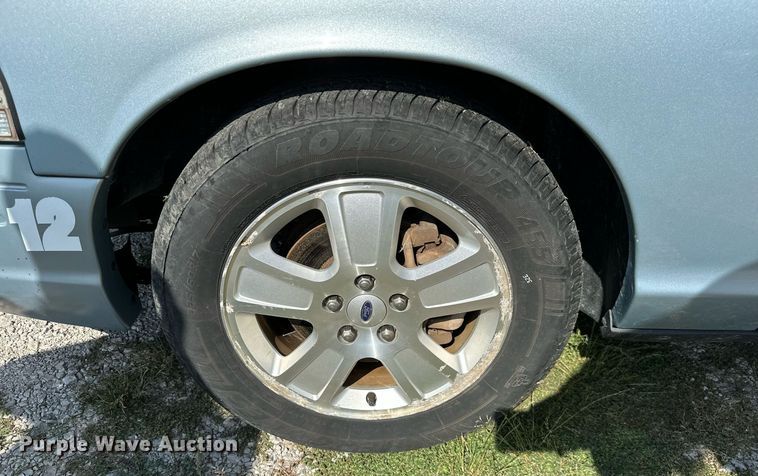 image for item ML9256 2009 Ford Crown Victoria LX