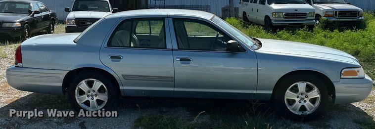 image for item ML9257 2009 Ford Crown Victoria LX