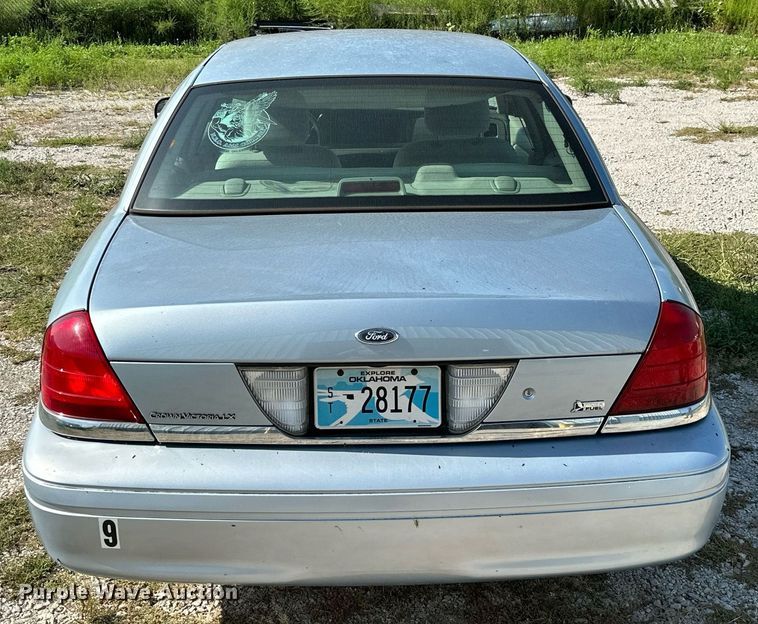image for item ML9257 2009 Ford Crown Victoria LX