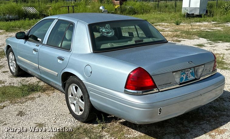 image for item ML9257 2009 Ford Crown Victoria LX