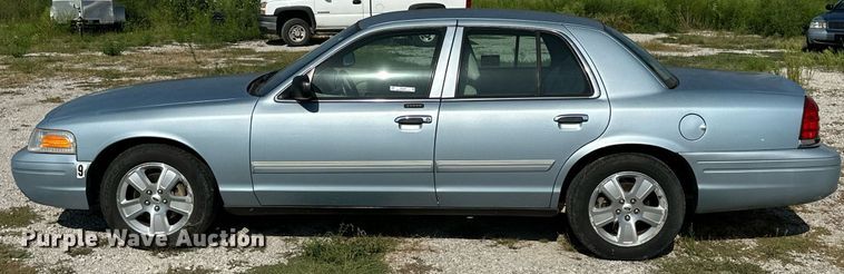 image for item ML9257 2009 Ford Crown Victoria LX