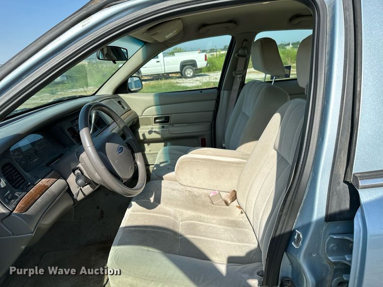 image for item ML9257 2009 Ford Crown Victoria LX