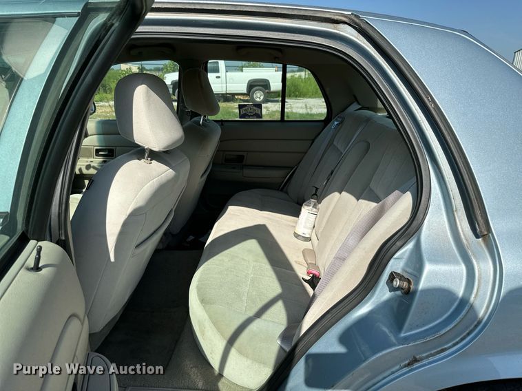 image for item ML9257 2009 Ford Crown Victoria LX