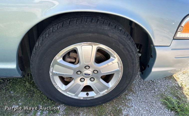 image for item ML9257 2009 Ford Crown Victoria LX