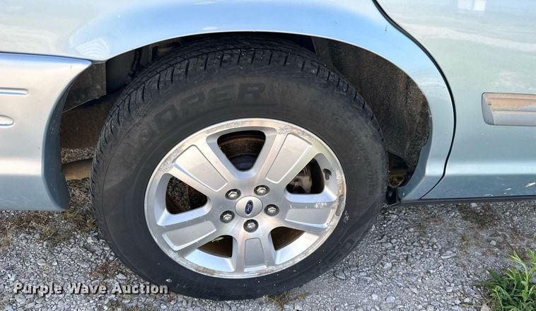 image for item ML9257 2009 Ford Crown Victoria LX