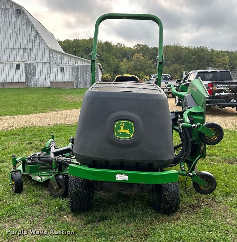 image for item MO9041 John Deere 1600 Turbo Series III  lawn mower