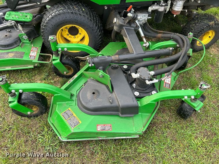 image for item MO9041 John Deere 1600 Turbo Series III  lawn mower