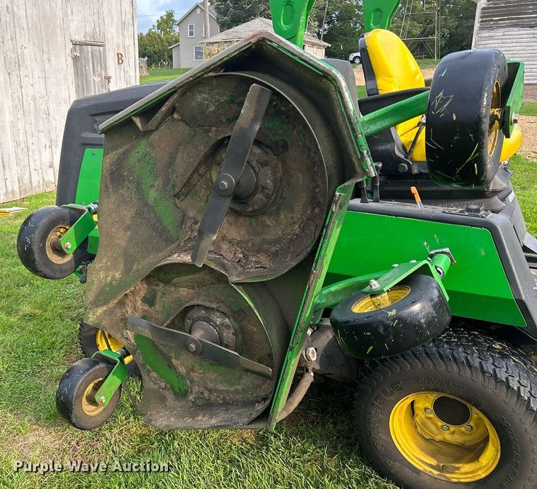 image for item MO9041 John Deere 1600 Turbo Series III  lawn mower