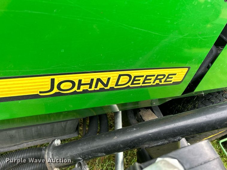 image for item MO9041 John Deere 1600 Turbo Series III  lawn mower