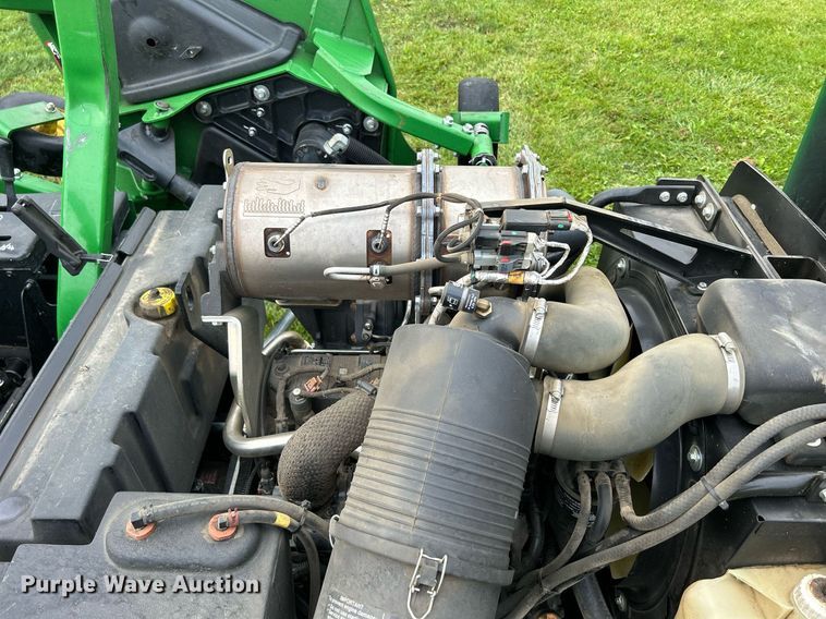 image for item MO9041 John Deere 1600 Turbo Series III  lawn mower