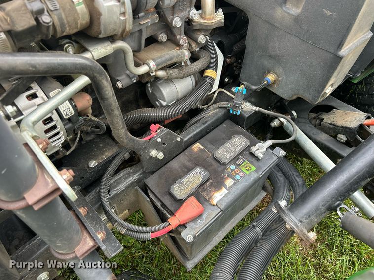 image for item MO9041 John Deere 1600 Turbo Series III  lawn mower