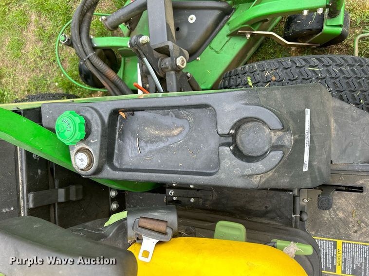 image for item MO9041 John Deere 1600 Turbo Series III  lawn mower