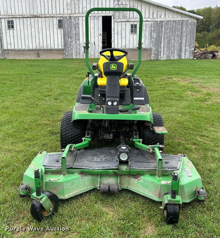 image for item MO9042 John Deere 1565  lawn mower
