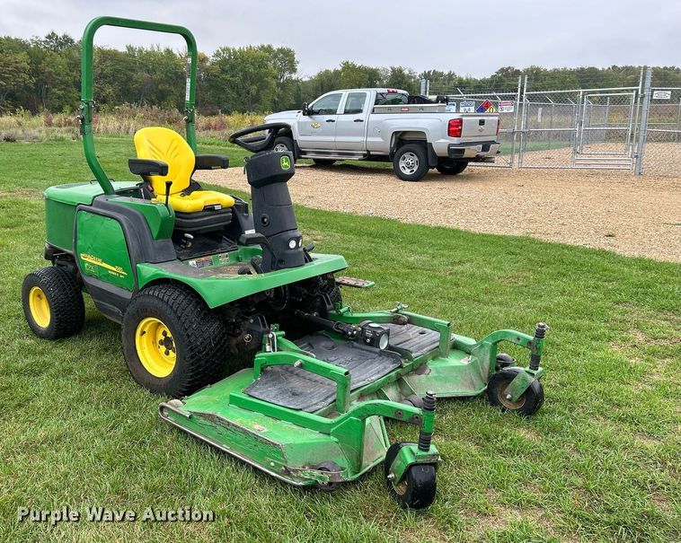 image for item MO9042 John Deere 1565  lawn mower