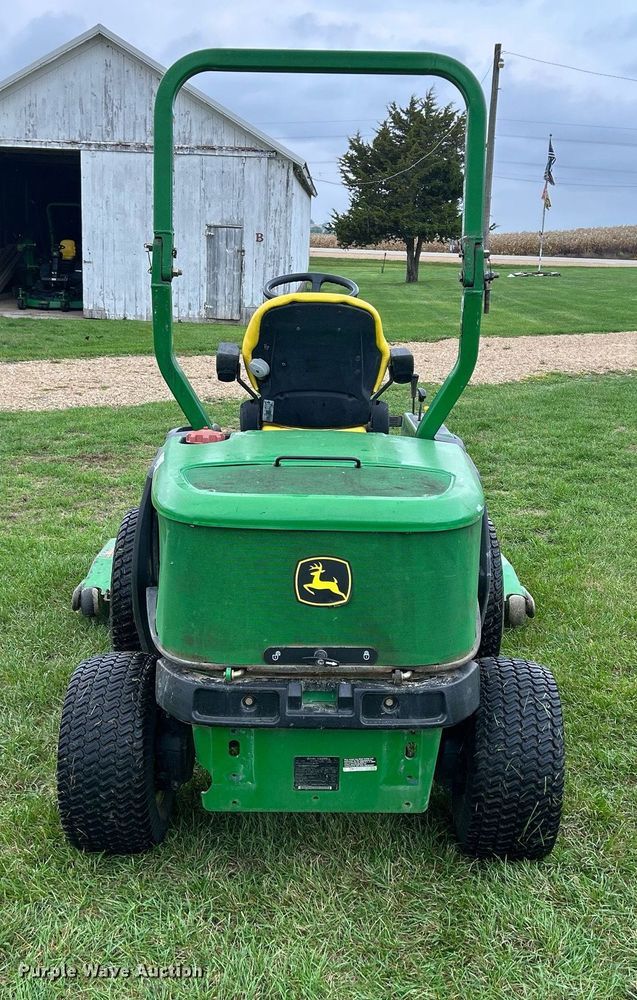 image for item MO9042 John Deere 1565  lawn mower