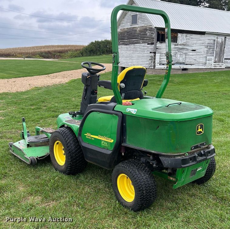 image for item MO9042 John Deere 1565  lawn mower