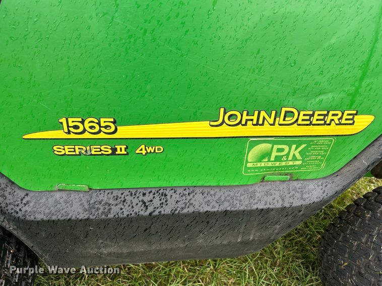 image for item MO9042 John Deere 1565  lawn mower